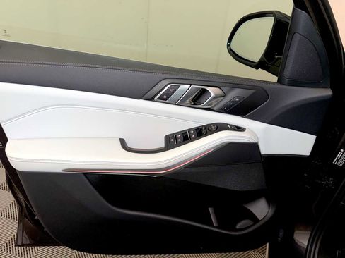 Certified 2023 BMW X5 xDrive40i w/ Premium Package image 11