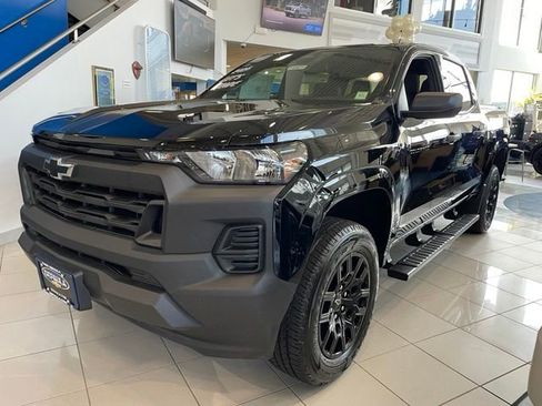 New 2026 Chevrolet Colorado W/T AWD/4WD image 17
