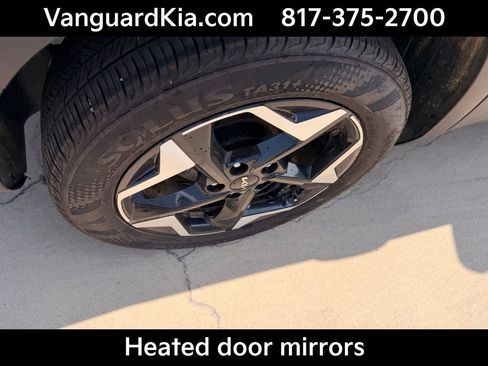 Certified 2026 Kia Seltos EX FWD image 10