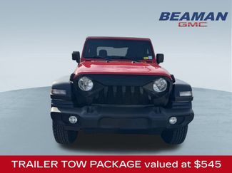 Used 2021 Jeep Gladiator Sport w/ Trailer Tow Package video 2