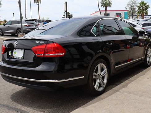 Used 2015 Volkswagen Passat TDI SEL Premium FWD image 13
