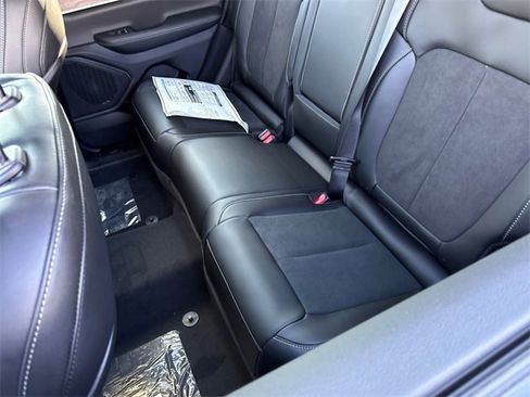 New 2026 Jeep Grand Cherokee Laredo image 28