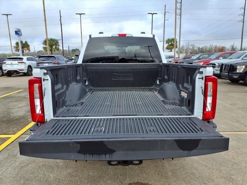 Certified 2025 Ford F250 XLT image 29