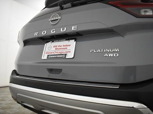 Certified 2023 Nissan Rogue Platinum w/ Platinum Premium Package image 42