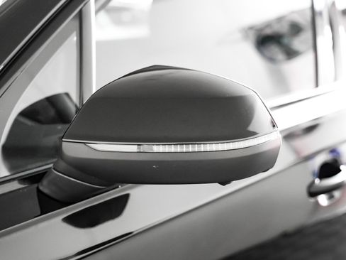 Used 2023 Audi Q7 3.0T Prestige w/ Prestige Package image 24