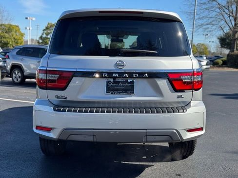 Used 2024 Nissan Armada SL w/ Captain's Chairs Package image 13