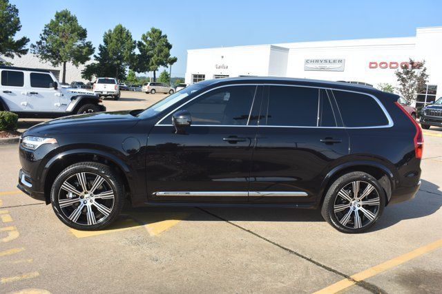 Used 2024 Volvo XC90 T8 Plus w/ Protection Package Premier AWD/4WD image 10