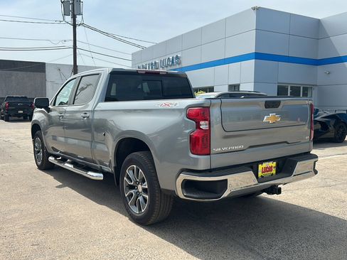 New 2026 Chevrolet Silverado 1500 LT w/ Safety Package AWD/4WD image 9