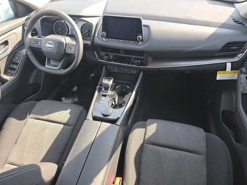 New 2026 Nissan Rogue SV w/ Cold Weather Package AWD/4WD image 29