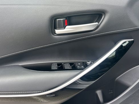 Used 2021 Toyota Corolla XSE FWD image 12