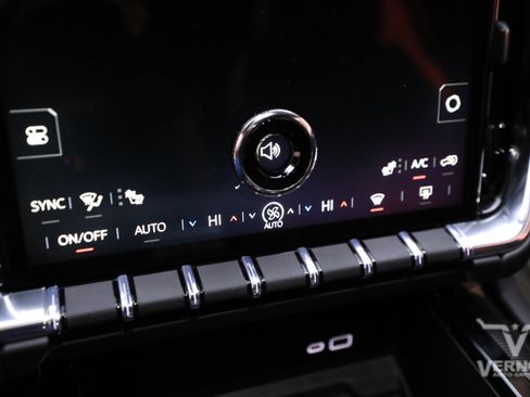 New 2026 GMC Yukon Elevation image 23