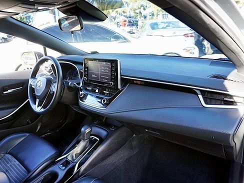 Used 2022 Toyota Corolla XSE image 10