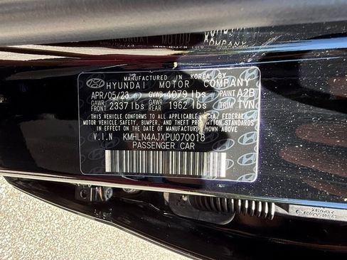 Used 2023 Hyundai Elantra Limited FWD image 29