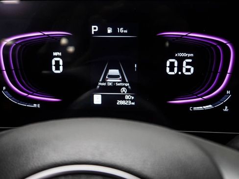 Used 2025 Kia Sportage EX w/ Premium Package FWD image 33
