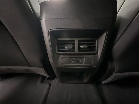 Certified 2025 GMC Canyon AT4 w/ AT4 Premium Package AWD/4WD image 21