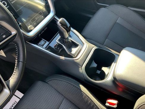 Certified 2023 Subaru Outback Premium image 18