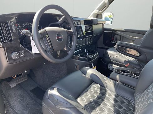 New 2025 GMC Savana 2500 Extended w/ Driver Convenience Package image 24