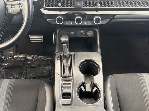 Used 2023 Honda Civic Sport image 17