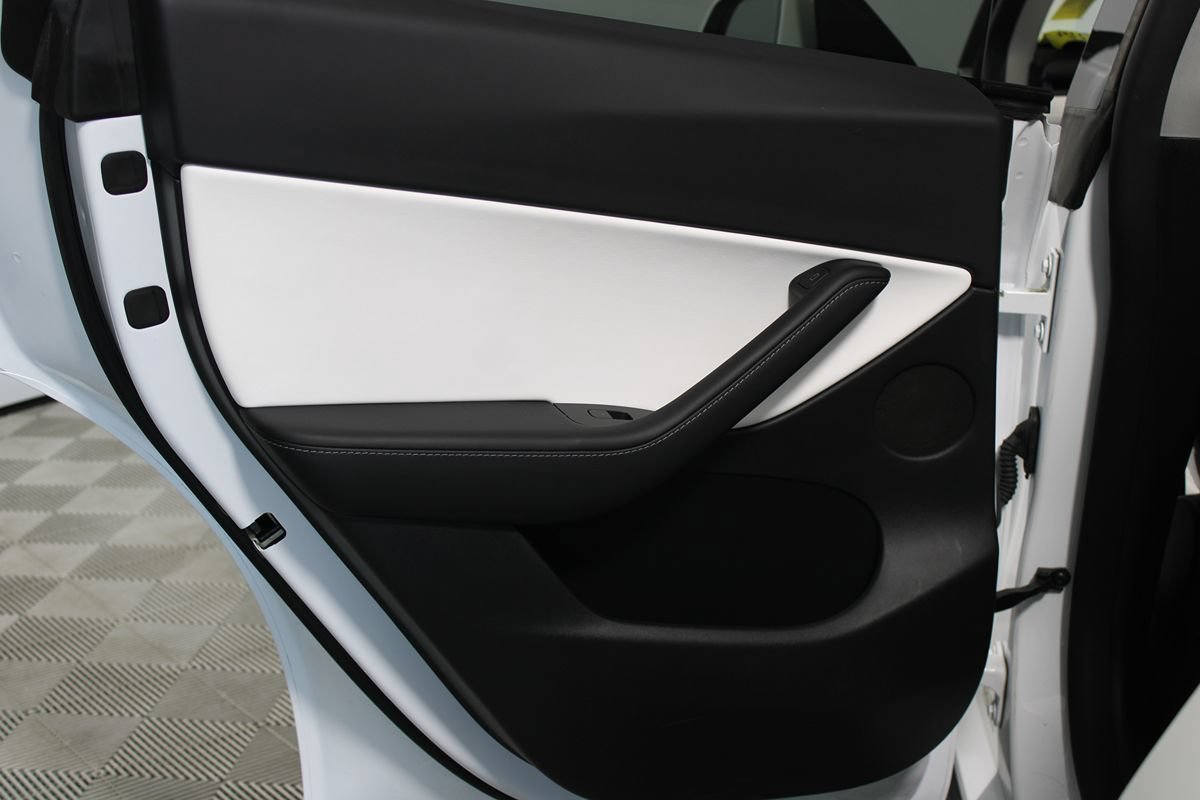 Used 2022 Tesla Model Y Performance AWD/4WD image 24