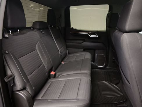 Used 2022 Chevrolet Silverado 1500 LT RWD image 28