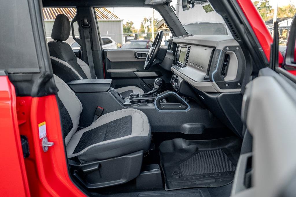 Used 2023 Ford Bronco Wildtrak AWD/4WD image 23