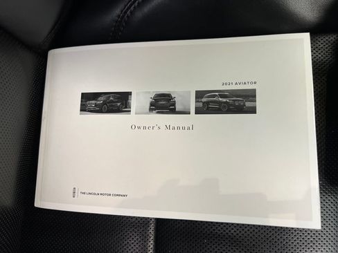 Used 2021 Lincoln Aviator Reserve w/ Equipment Group 208A AWD/4WD image 38