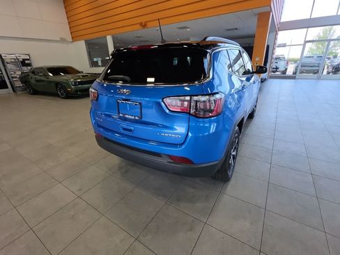 Used 2025 Jeep Compass Limited AWD/4WD image 13