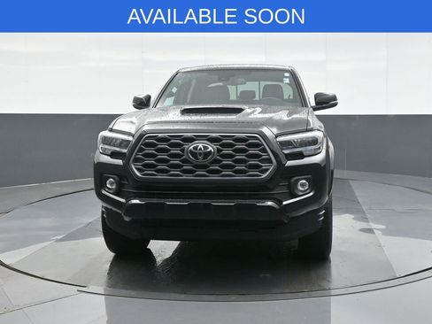 Used 2023 Toyota Tacoma TRD Sport w/ Technology Package AWD/4WD image 2
