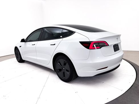 Used 2023 Tesla Model 3 Standard Range RWD image 16