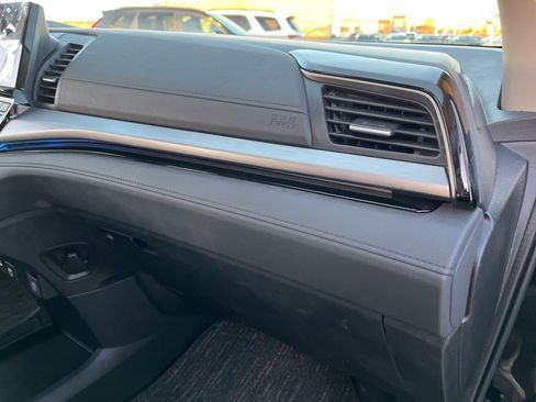 Used 2026 Honda Odyssey Touring image 31