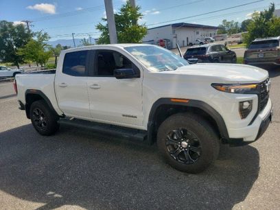 Used 2024 GMC Canyon Elevation w/ Convenience Package