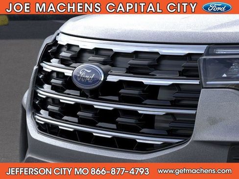 New 2026 Ford Explorer Active image 18