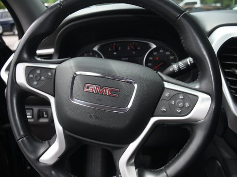Used 2021 GMC Acadia SLT w/ LPO, Roadside Safety Package AWD/4WD image 12