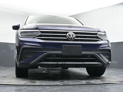 Used 2023 Volkswagen Tiguan SE image 34