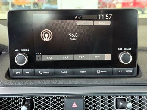 Used 2024 Acura Integra image 32