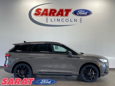 New 2025 Lincoln Corsair Grand Touring w/ Equipment Group 301A image 1