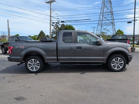 Used 2018 Ford F150 XL w/ Equipment Group 101A Mid AWD/4WD image 3