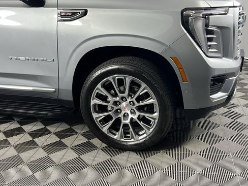 Used 2025 GMC Yukon Denali image 13