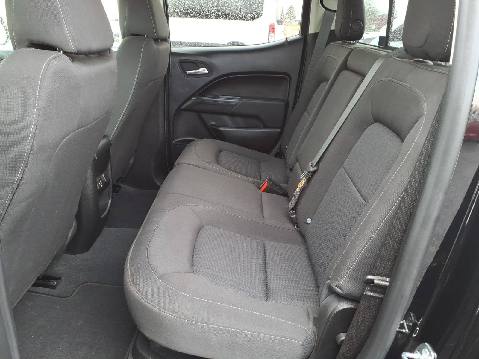 Used 2022 Chevrolet Colorado LT w/ LT Convenience Package AWD/4WD image 12