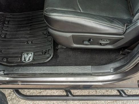 Used 2018 RAM 2500 Power Wagon w/ Leather & Luxury Group AWD/4WD image 17