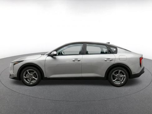 Used 2025 Kia K4 FWD image 4