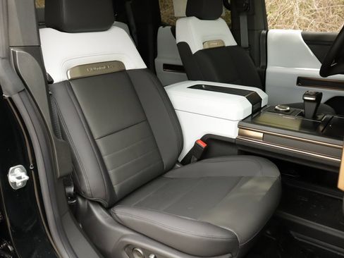 New 2025 GMC Hummer EV 3X w/ Extreme Off-Road Package image 40