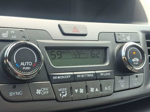 Used 2014 Honda Odyssey EX-L image 16
