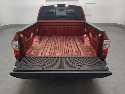 Used 2017 Nissan Titan SV RWD image 29