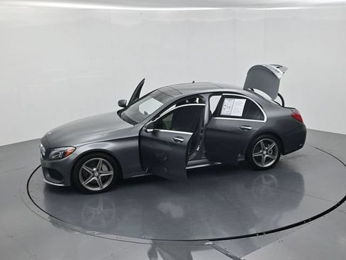 Used 2017 Mercedes-Benz C 300 4MATIC Sedan image 51