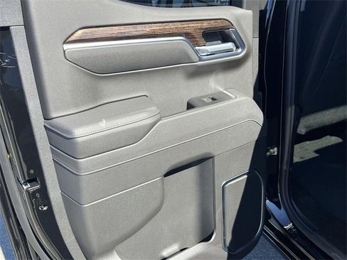 New 2026 GMC Sierra 1500 Elevation w/ LPO, Elevation Black Package image 26