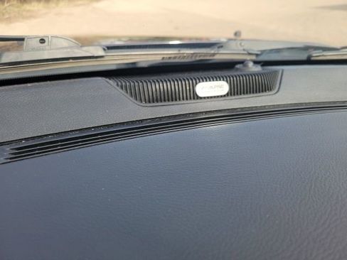 Used 2017 RAM 1500 Laramie AWD/4WD image 40