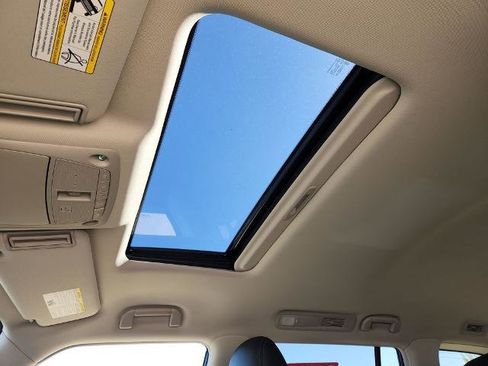 Certified 2024 Nissan Armada Platinum w/ Captain's Chairs Package image 17