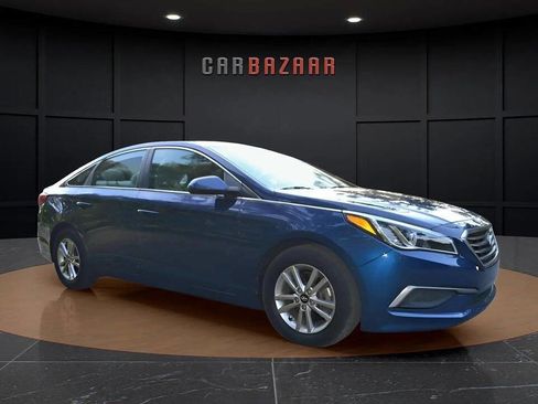 Used 2016 Hyundai Sonata SE image 3