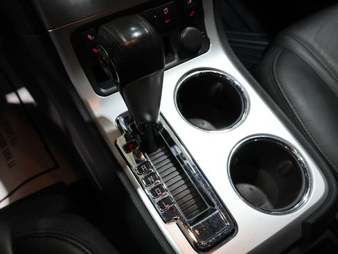 Used 2012 GMC Acadia SLT image 31